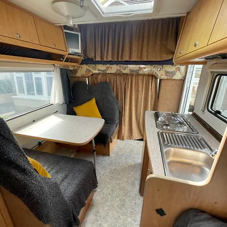 The Cosy Camper At Rockfield Park * Голуэй